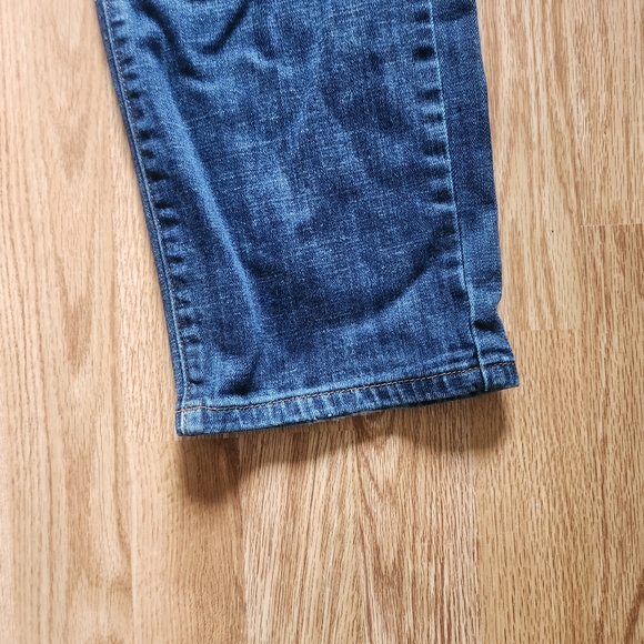 Lucky Brand 221 Straight Jeans - Picture 3 of 12
